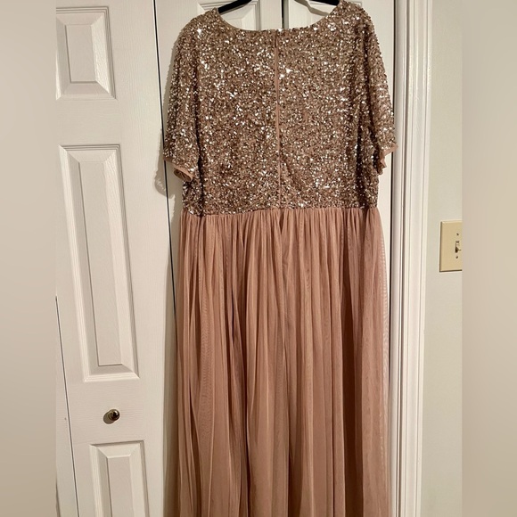 Short Sleeve Sequin ASOS Dress Size 24 - Picture 4 of 6